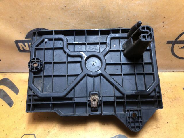 CHRYSLER 55396428AC Полка под аккумулятор в наличии Чернигов