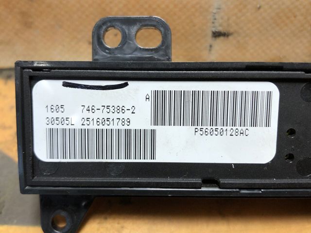 CHRYSLER 56050128AC Блок кнопок центральной консоли в наличии Черкассы