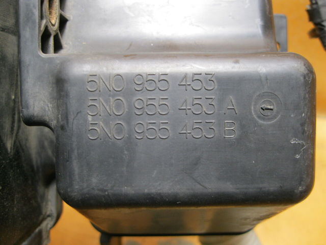 5N0955453A VAG Бачок омывателя стекла купить в Украина