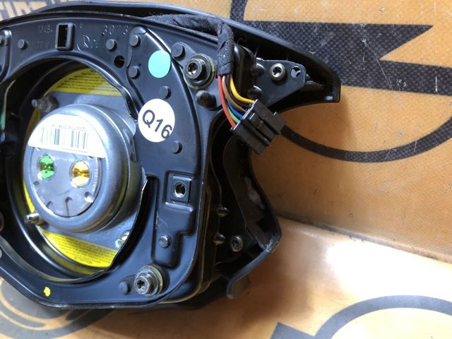 Подушка безопасности водителя 61245240F MERCEDES