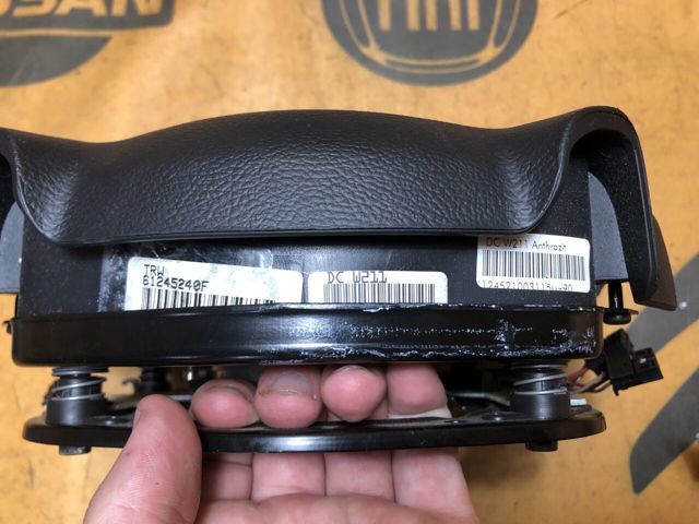 61245240F MERCEDES Подушка безопасности водителя купить в Хмельницкий