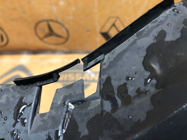 RENAULT 620229800R Бампер передний в наличии Львов