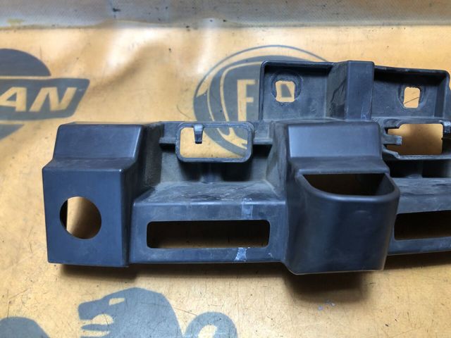 622210006R RENAULT Кронштейн бампера переднего левый купить в Кривой Рог