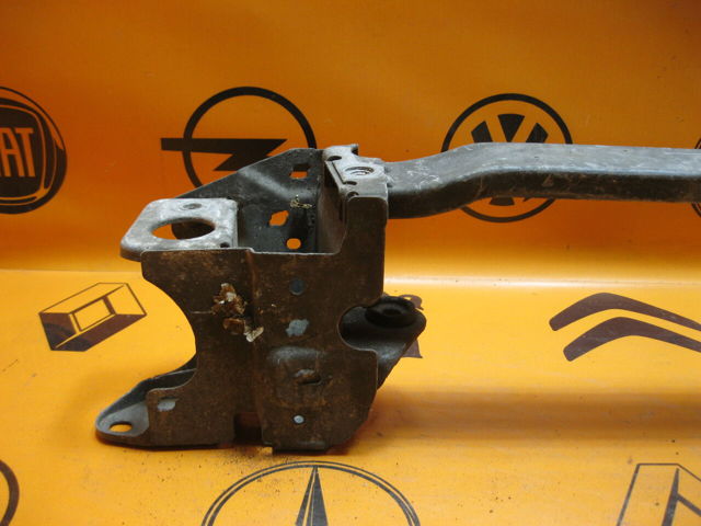 Усилитель бампера нижний 625306167R RENAULT