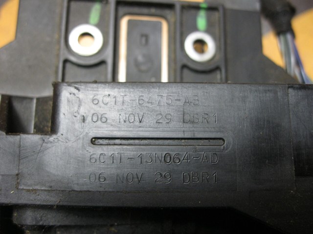FORD 6C1T6475AB Переключатель подрулевой, центральная часть в наличии Украина