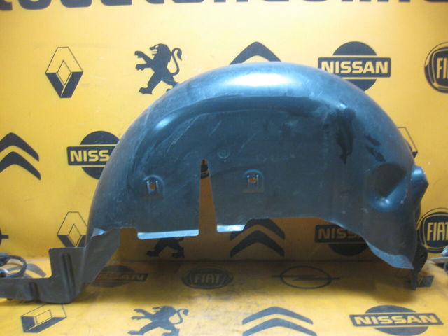 Подкрылок заднего крыла, левый Renault Megane 3