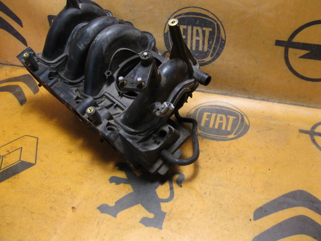 RENAULT 7700273860 Коллектор впускной в наличии Ужгород
