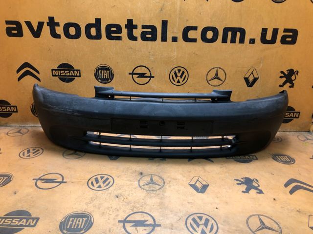 Буфер (бампер) передний Renault Kangoo 1