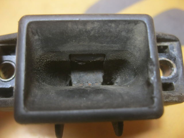 Замок пятой двери 7700308997 RENAULT