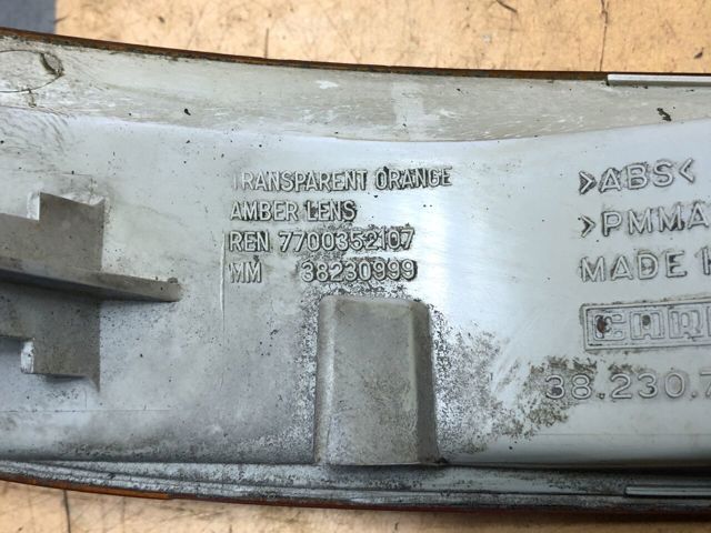 RENAULT 7700352107 Указатель поворота левый в наличии Одесса