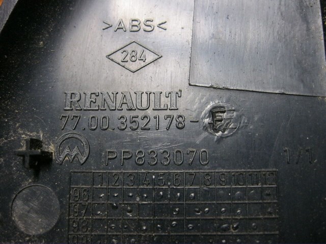 RENAULT 7700352178 Накладка стойки кузова внешняя передняя правая в наличии Сумы