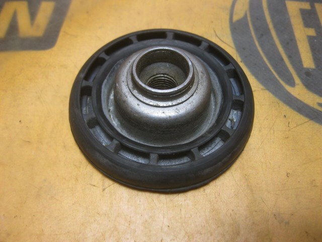 Подушка амортизатора переднего 7700426450 RENAULT