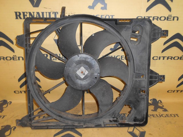 Б/у вентилятор основного радиатора  renault kangoo 1 (1997-2007) код: 952 7700436917