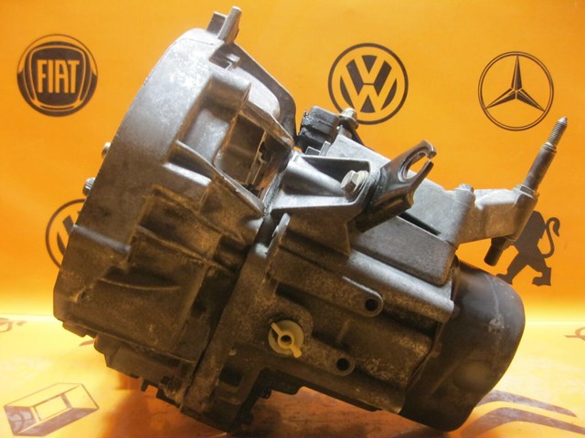7700600037 RENAULT КПП в сборе (механическая коробка передач) купить в Ужгород