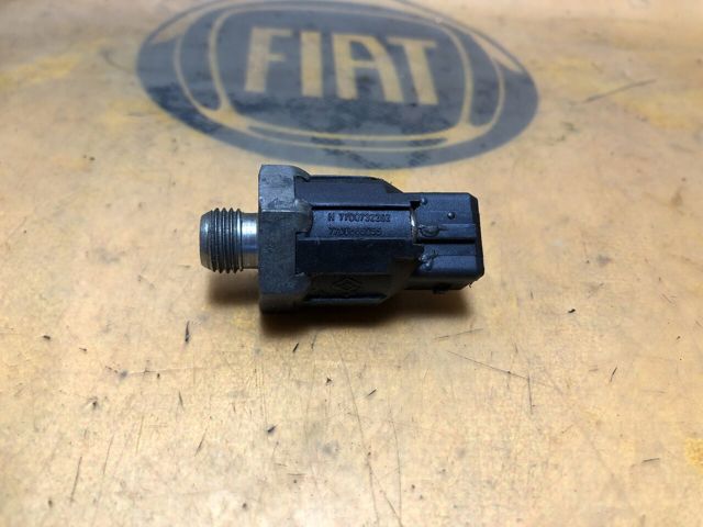 Датчик детонации Рено Меган 1