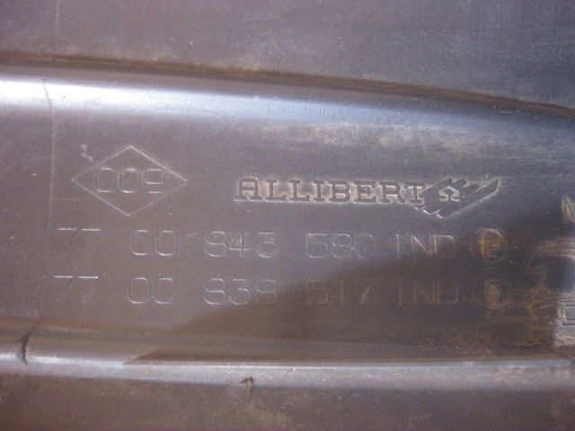 RENAULT 7700843580 Бампер передний в наличии Кривой Рог