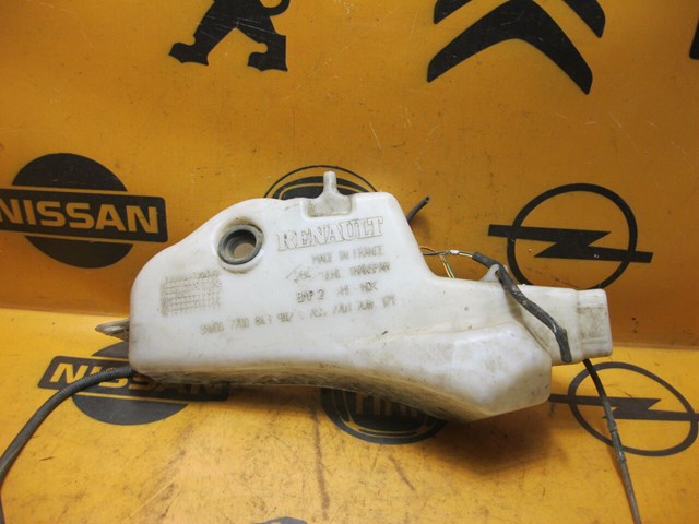 Водяной бачок омывателя стекла 7700843902 RENAULT