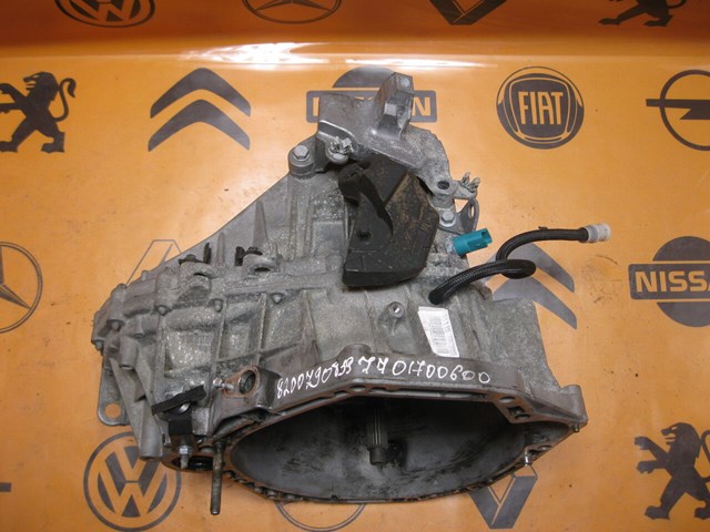 7701700600 RENAULT КПП купить в Чернигов