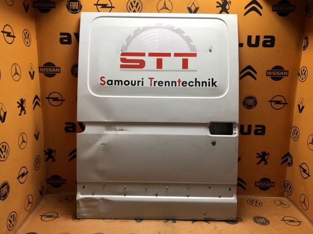 Дверь боковая (сдвижная) 7751469075 RENAULT