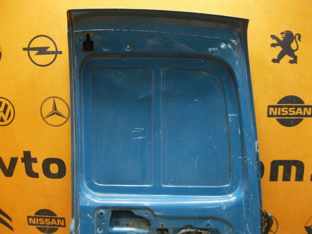 RENAULT 7751469197 Дверь фургона задняя распашная левая в наличии Тернополь