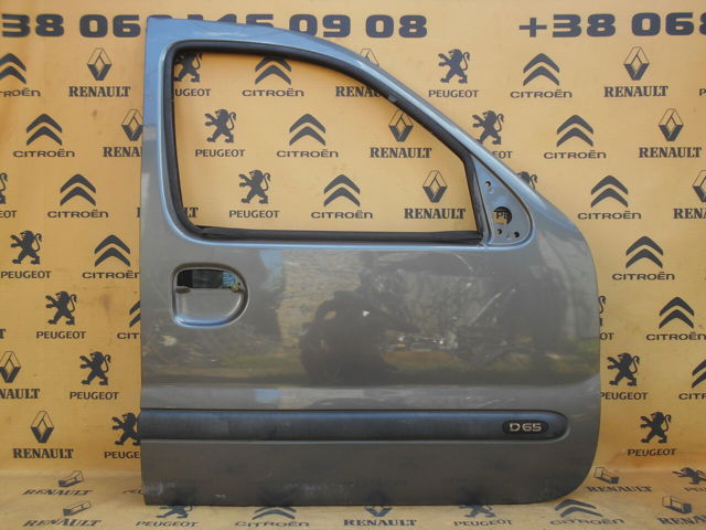 Пассажирская передняя дверь 7751471746 RENAULT