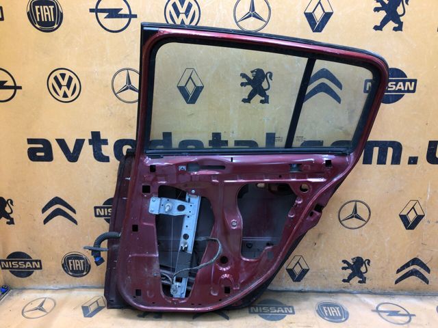 RENAULT 7751473734 Дверь задняя правая в наличии Хмельницкий