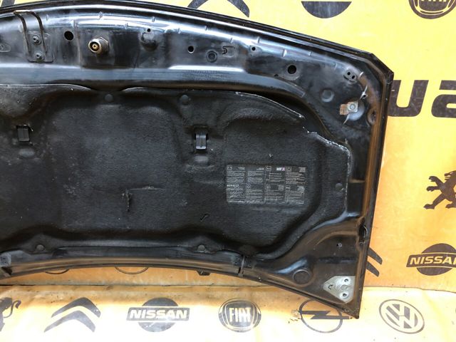 Капот двигателя Renault Megane 2