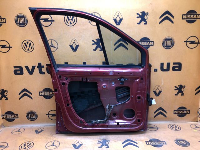 RENAULT 7751477221 Дверь передняя левая в наличии Тернополь