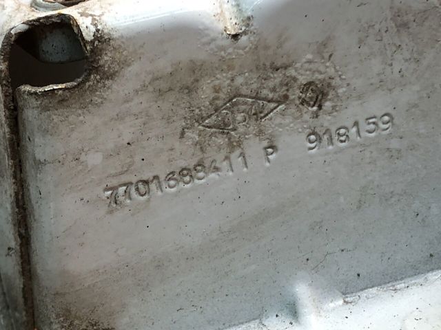 RENAULT 7751691052 Крыло переднее левое в наличии Ровно