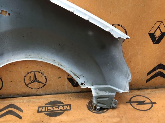 RENAULT 7751718631 Крыло переднее левое в наличии Полтава