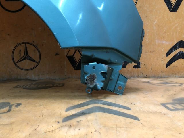 RENAULT 7751718632 Крыло переднее правое в наличии Ужгород
