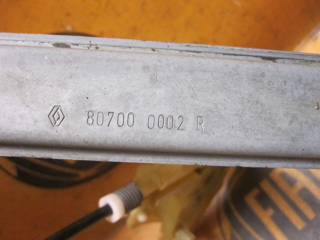 807000002R RENAULT Механизм стеклоподъемника двери передней правой купить в Черкассы