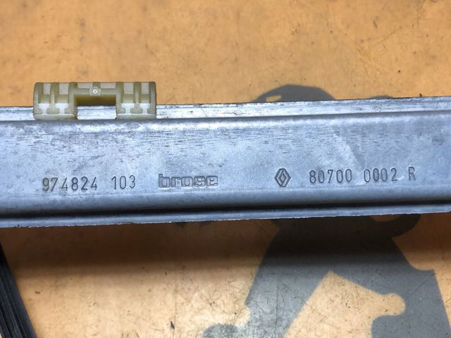 807000002R RENAULT Механизм стеклоподъемника двери передней правой купить в Киев