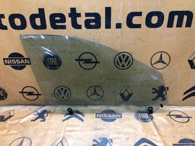 RENAULT 8200000385 Стекло двери передней правой в наличии Ужгород