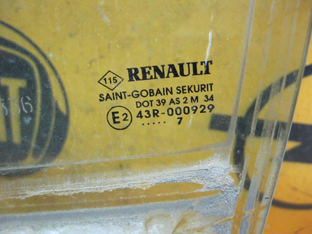 8200000403 RENAULT Стекло двери задней левой купить в Полтава