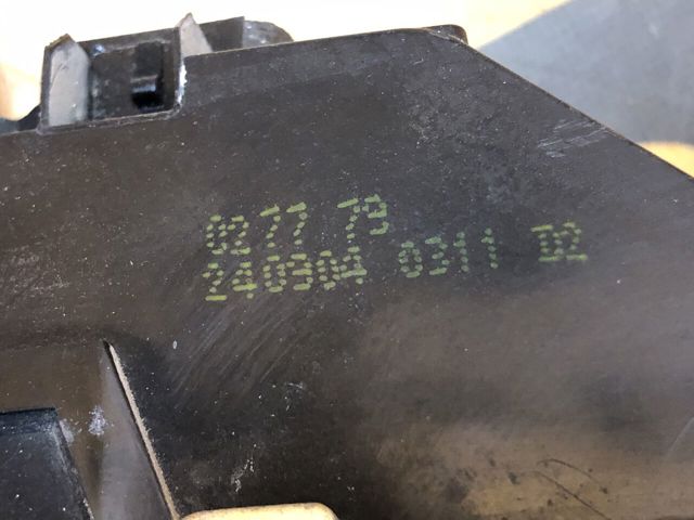 8200027779 RENAULT Замок двери передней правой купить в Украина