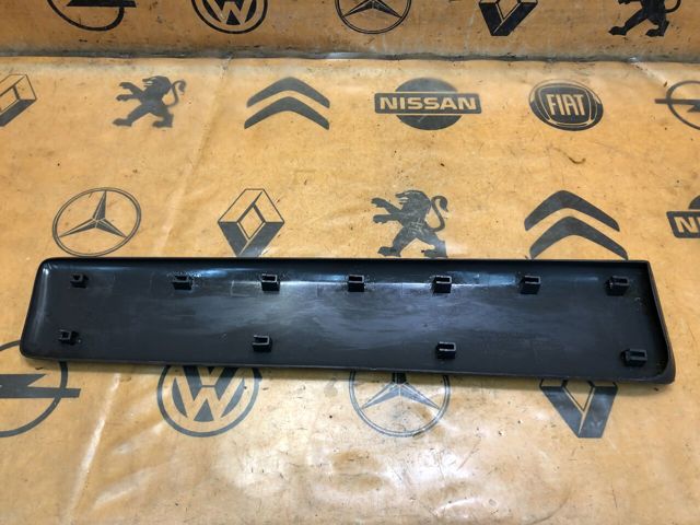 8200036086 RENAULT Накладка двери передней правой купить в Ужгород