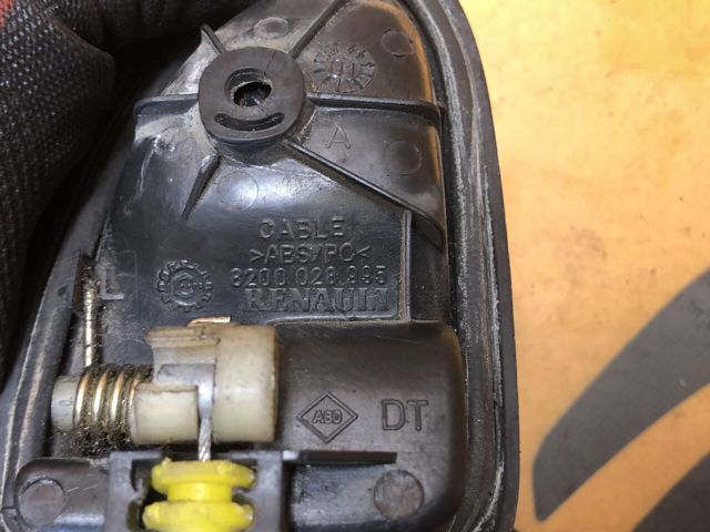 Дверной замок передний правый 8200042171 RENAULT