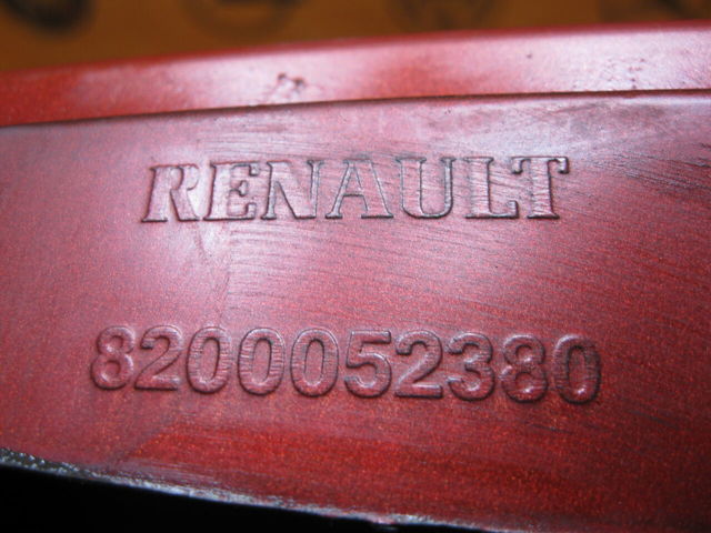 8200052380 RENAULT Крыло переднее правое купить в Кривой Рог