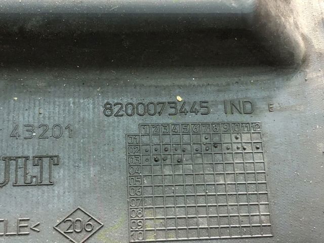 RENAULT 8200073445 Защита бампера переднего в наличии Львов