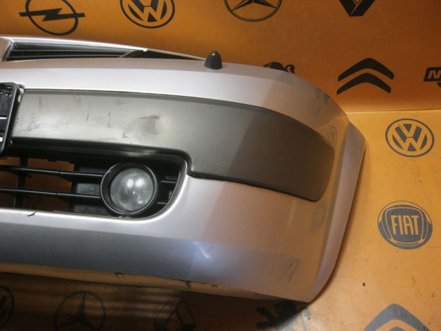 RENAULT 8200142000 Передний бампер в наличии Ужгород