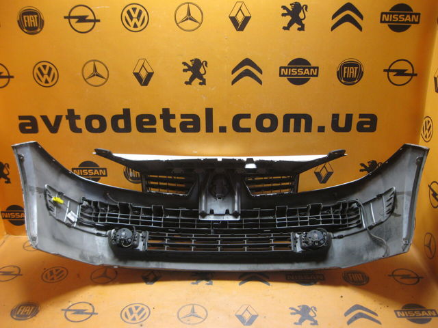 RENAULT 8200142000 Бампер передний в наличии Ровно