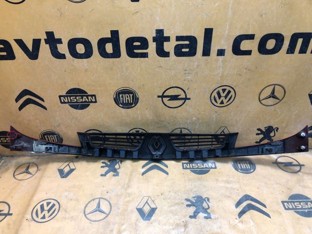 8200150629 RENAULT Решетка радиатора купить в Киев