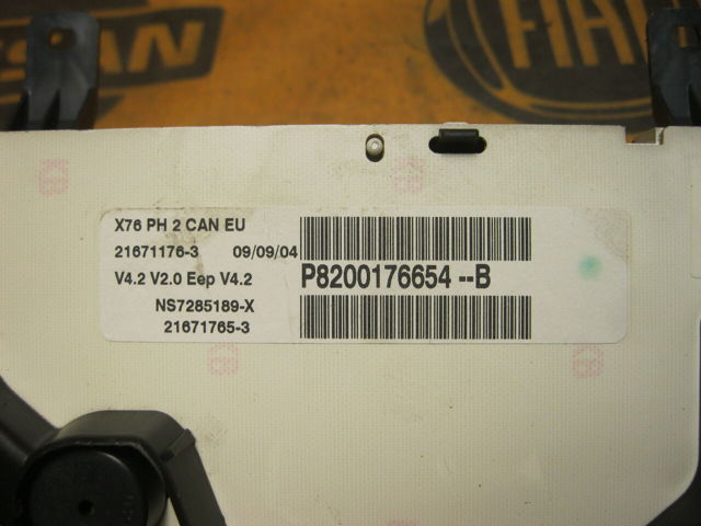 8200176654 RENAULT Приборная доска (щиток приборов) купить в Тернополь