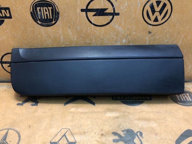 Молдинг задней левой двери 8200188540 RENAULT