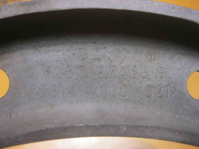 8200197453 RENAULT Кронштейн передней балки купить в Киев