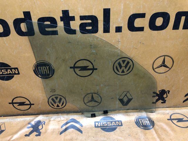 RENAULT 8200211928 Стекло двери передней левой в наличии Полтава