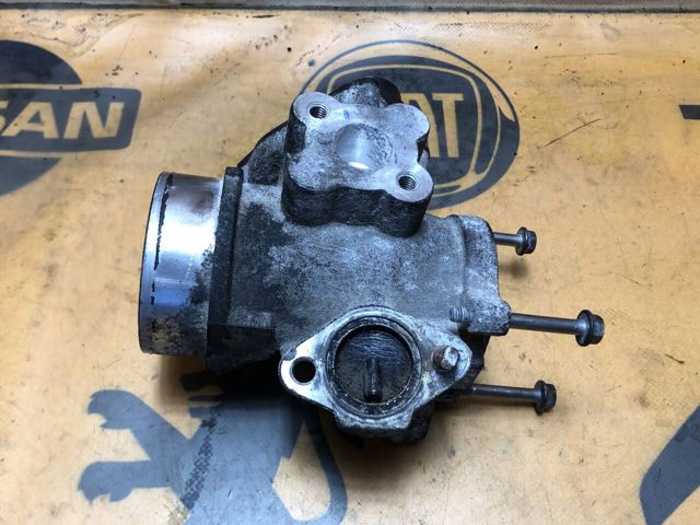 Клапан EGR, рециркуляции газов 8200222772 RENAULT