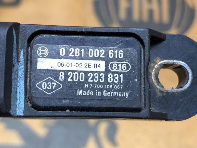 8200233831 RENAULT Датчик давления во впускном коллекторе, MAP купить в Каменское
