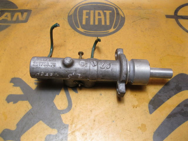 Бачок тормозной жидкости 8200245034 RENAULT